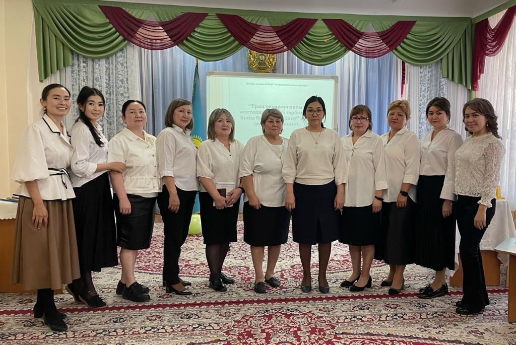 "Мектепке дейінгі ұйымның қазіргі заманғы технологияларға көзқарасы." атты педагогтар арасында семинар-тренинг.